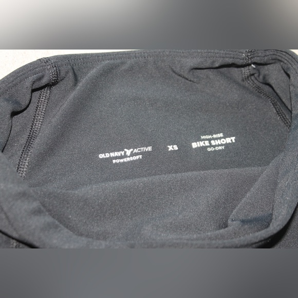 Old navy’s power soft bike shorts - Picture 3 of 3
